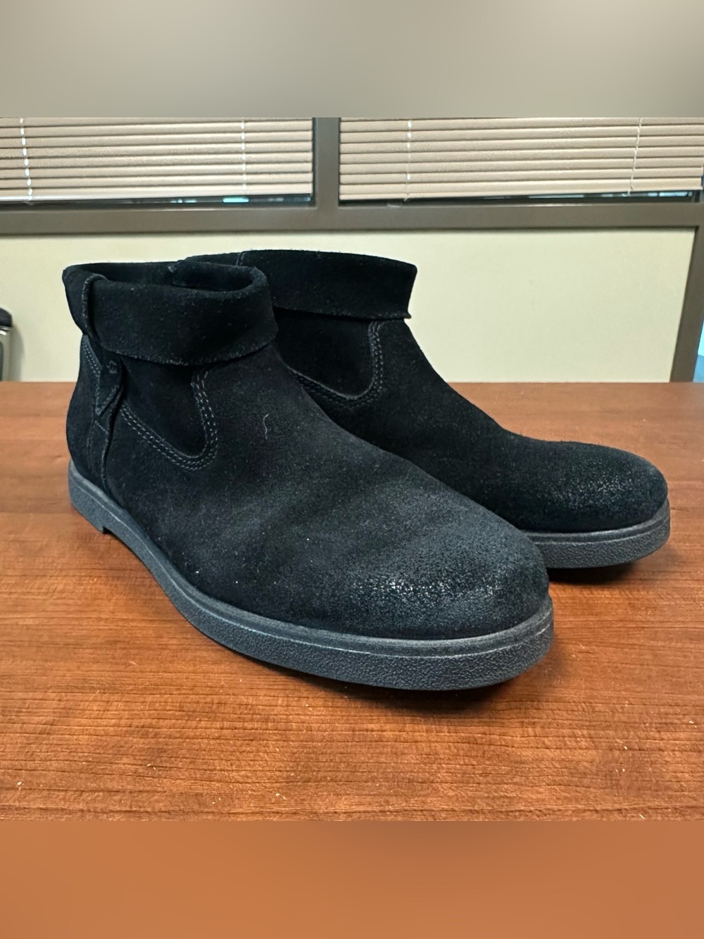 UGG Josefene Suede Ankle Booties - women’s 7.5 - leather boho casual cuffed